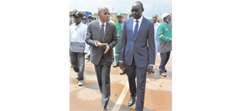 Le Ministre Abdourahmane Cissé visite et présente ses voeux à Pétroci